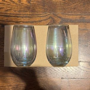2-count wine glasses
